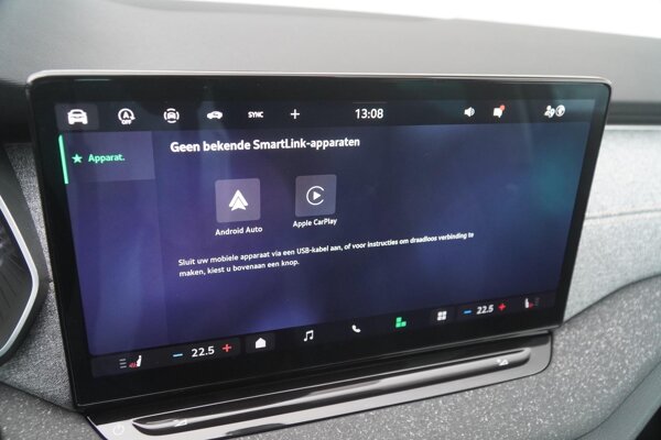 Apple Carplay/Android Auto