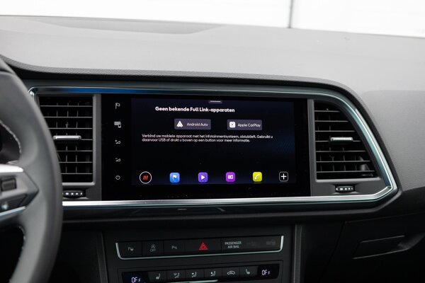 Apple Carplay/Android Auto