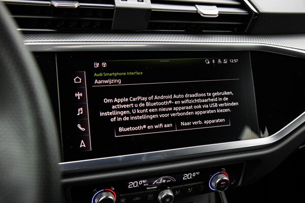 Apple Carplay/Android Auto