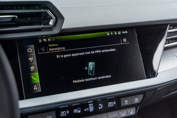 Apple Carplay/Android Auto