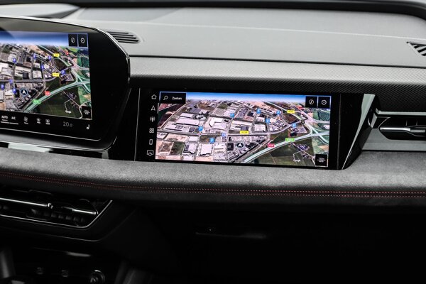 multimedia scherm passagier