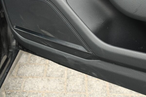 Bang & Olufsen Premium soundsystem