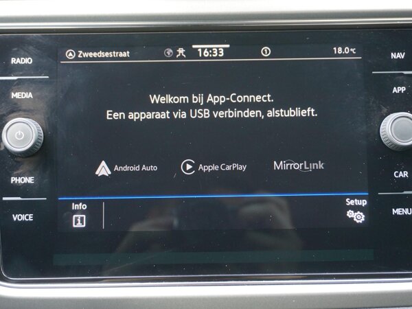 Apple Carplay/Android Auto