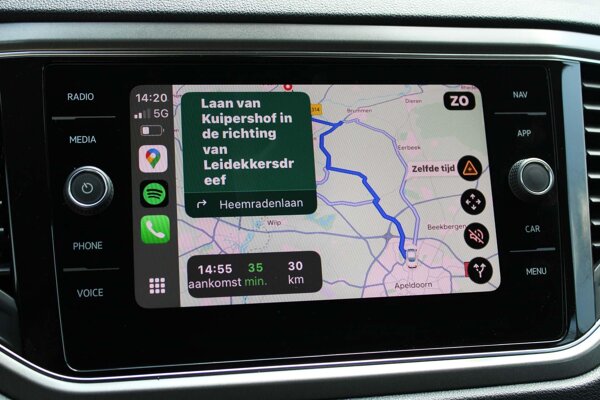 Apple Carplay/Android Auto