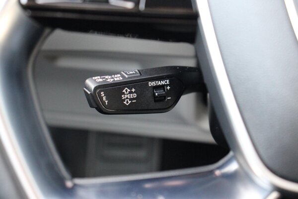 cruise control adaptief met Stop&Go en stuurhulp