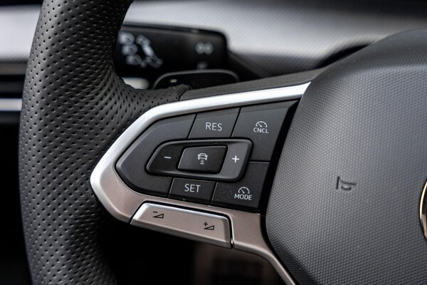 cruise control adaptief met Stop&Go en stuurhulp