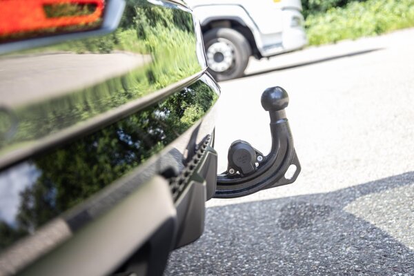 trekhaak elektrisch uitklapbaar