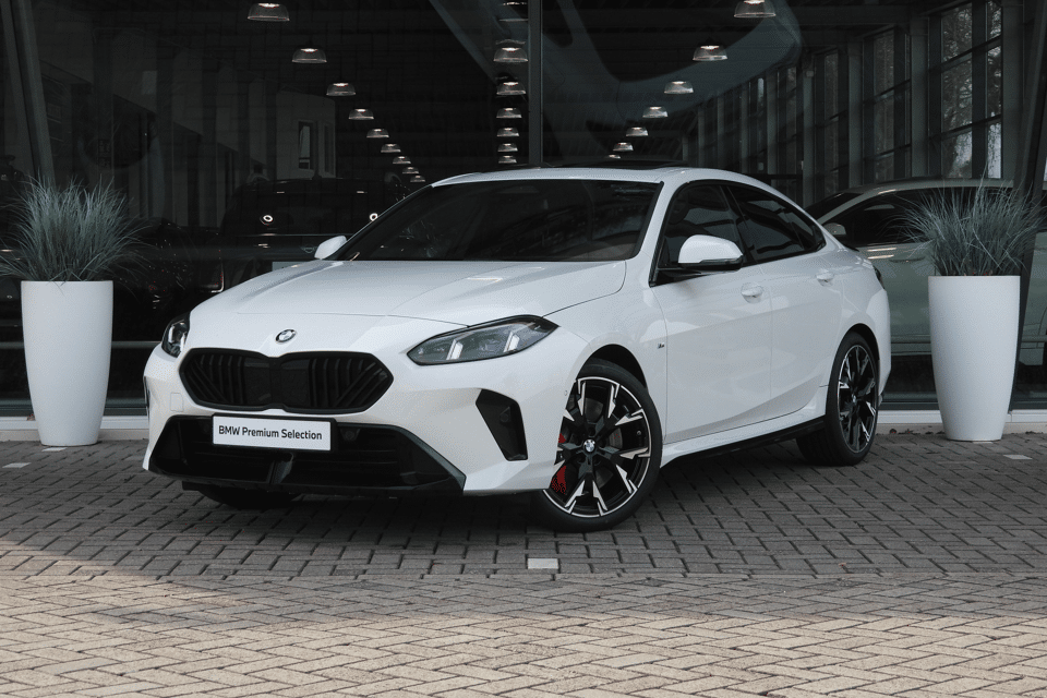 BMW 2 Serie Gran Coupé 220 M Sport Automaat - Afbeelding 1