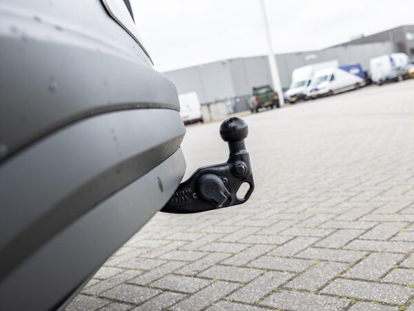 trekhaak elektrisch uitklapbaar
