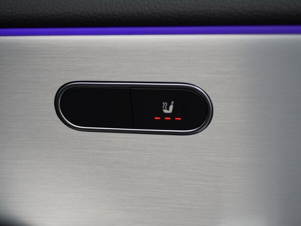 Verwarmde stoelen vooraan