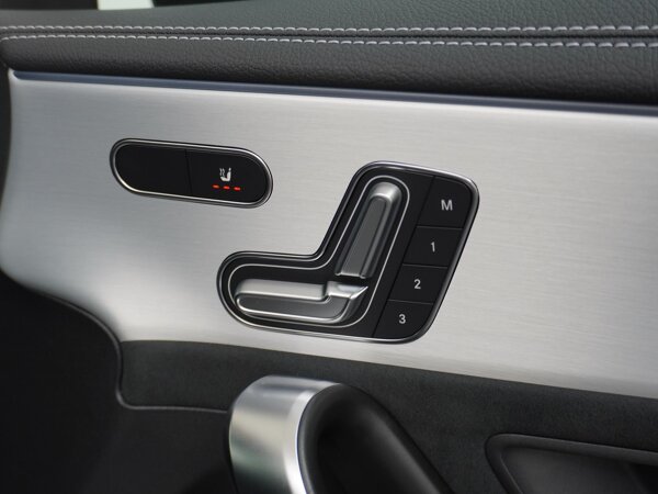 Verwarmde stoelen vooraan