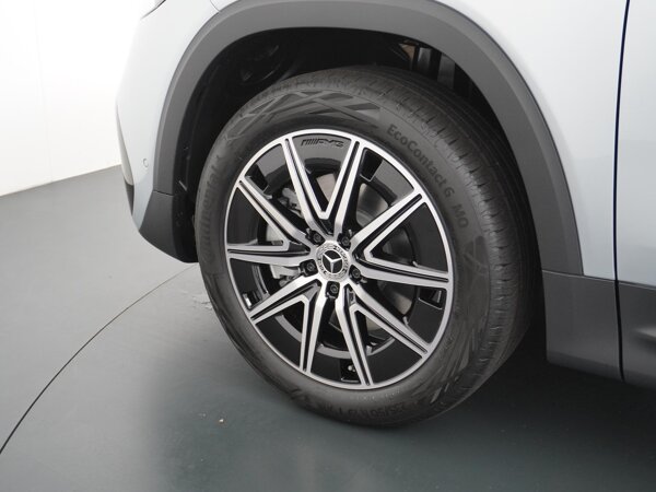 19 inch tienspaaks lichtmetalen AMG-velgen 19 inch tienspaaks lichtmetalen AMG-velgen