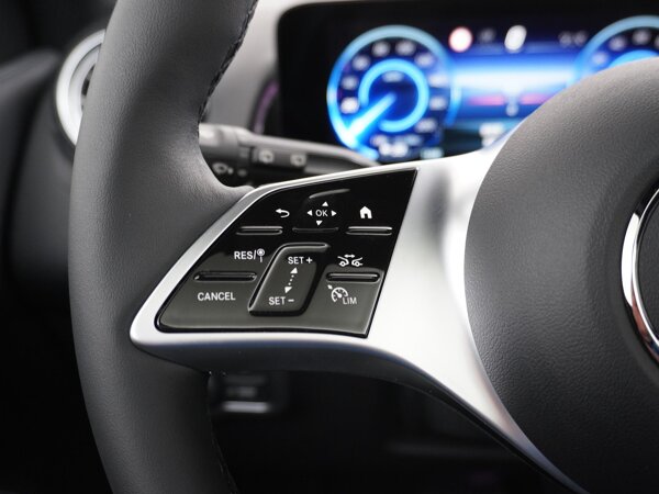 Actieve afstandsassistent DISTRONIC Actieve afstandsassistent DISTRONIC