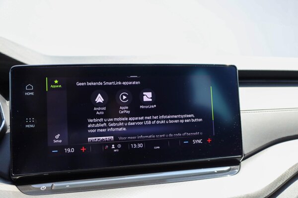 Apple Carplay/Android Auto