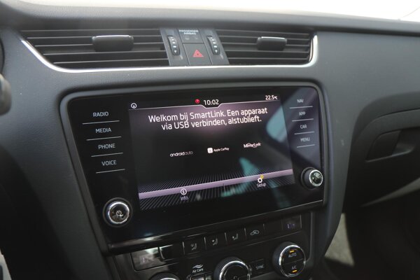 Apple Carplay/Android Auto