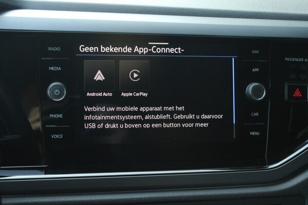 Apple Carplay/Android Auto