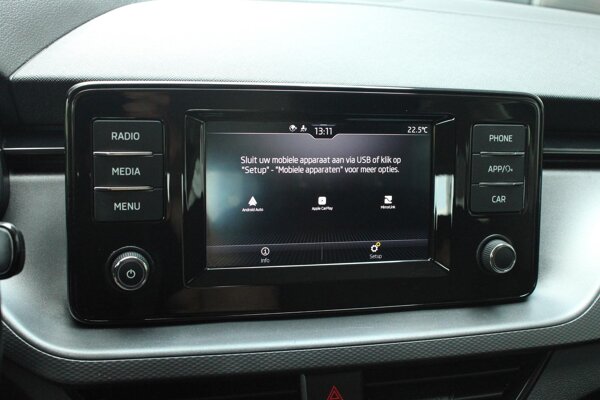 Apple Carplay/Android Auto