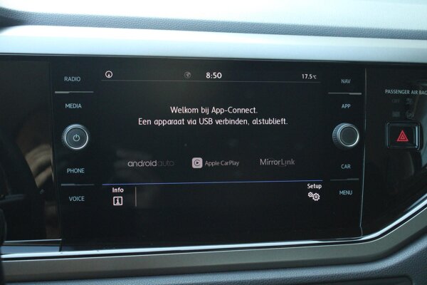 Apple Carplay/Android Auto