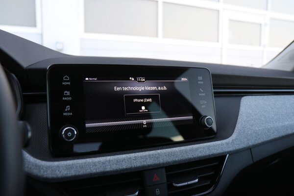 Apple Carplay/Android Auto