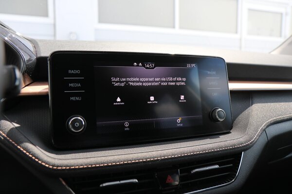 Apple Carplay/Android Auto