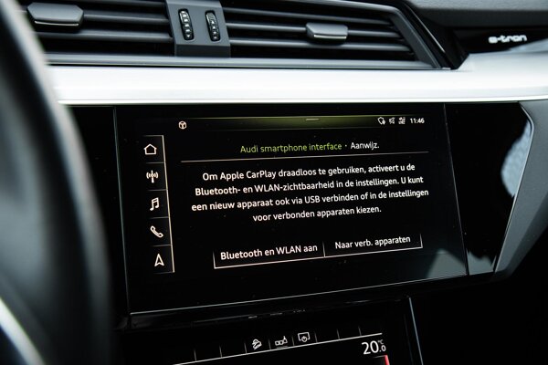 Apple Carplay/Android Auto