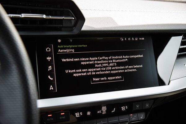Apple Carplay/Android Auto
