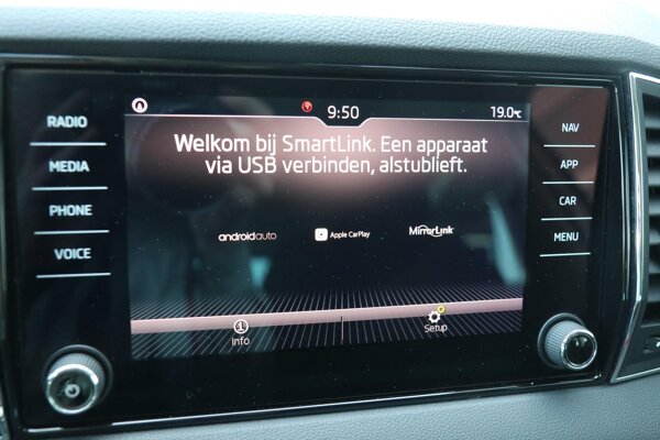 Apple Carplay/Android Auto