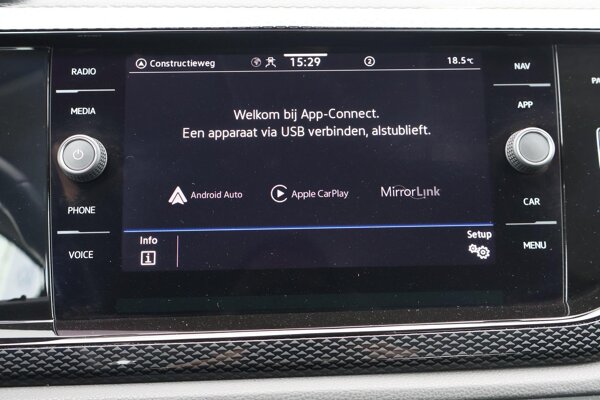 Apple Carplay/Android Auto