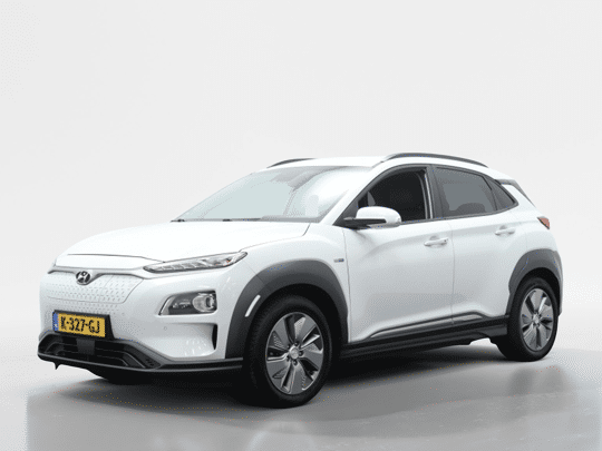 Hyundai KONA EV Premium 64 kWh | Trekhaak | Navigatie | Leder | Head-up displ