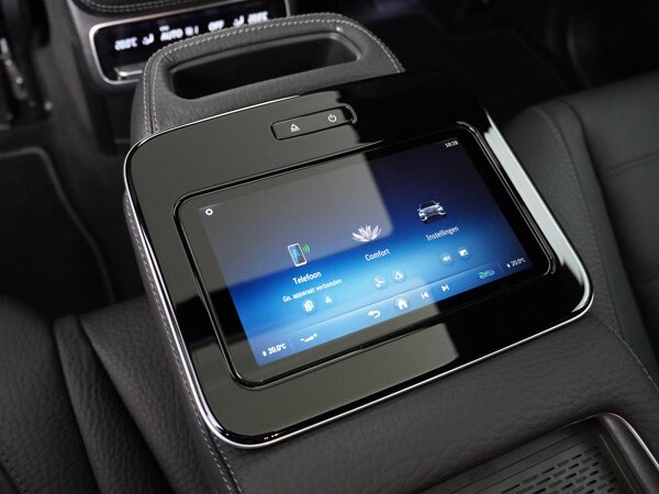 MBUX tablet achteraan MBUX tablet achteraan