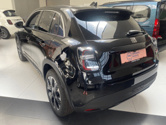 Fiat 600 LA PRIMA ELECTRIC 156PK AUTOMAAT *CARPLAY* ADAPTIEVE CRUISE CONTROL* NAVIGATIE - Afbeelding 4