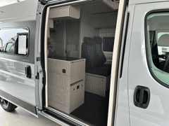 Peugeot Boxer Campervan Tourne Cruise 6m - Afbeelding 3