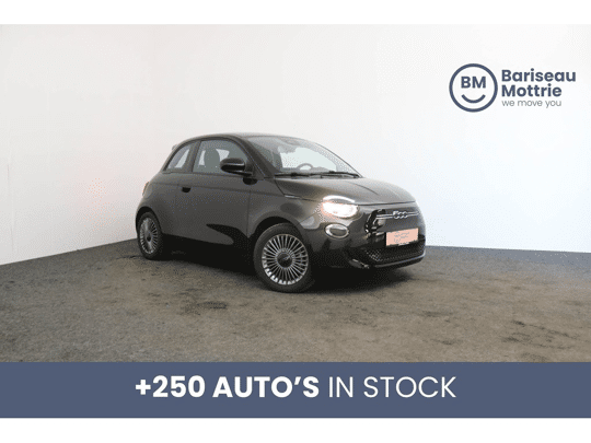 Fiat 500e 42KWH ICON *DAB*CAMERA*GPS*CRUISE CONTROL*KLIMAATREGELING*BTW AFTREKBAAR* Fiat 500e 42KWH ICON *DAB*CAMERA*GPS*CRUISE CONTROL*KLIMAATREGELING*BTW AFTREKBAAR*