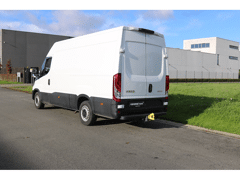 Iveco Daily 2.3D L3H2 *CRUISE CONTROL*RADIO*AIRCO* - Afbeelding 4
