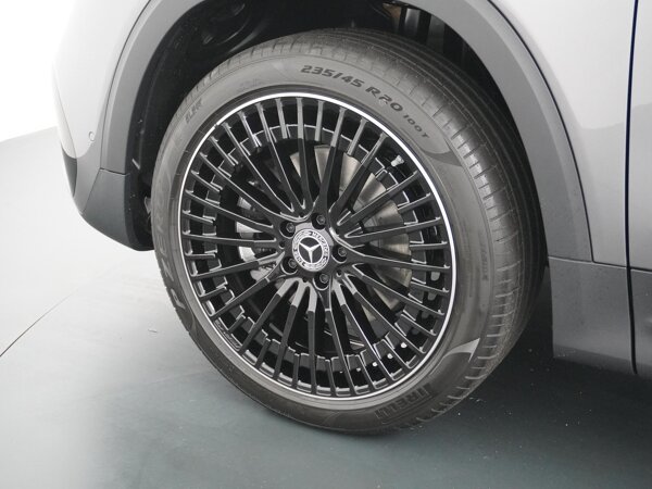 20" multispaaks lichtmetalen AMG-velgen