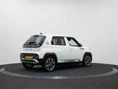 Hyundai Inster Pulse 49 kWh + Winterpack + 17 inch | DEMO - Afbeelding 2