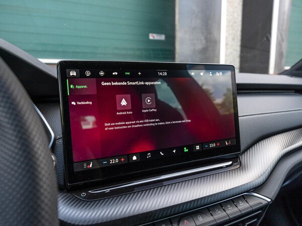 Apple Carplay/Android Auto