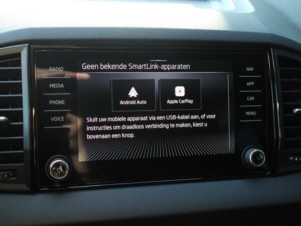 Apple Carplay/Android Auto
