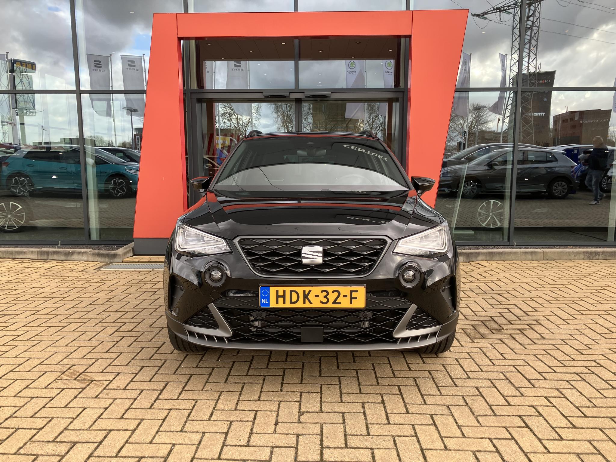 SEAT Arona FR Business Connect 1.0 70 kW / 95 pk EcoTSI SUV 5 - Afbeelding 2