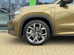 Skoda Kodiaq Sportline Business 1.5 TSI PHEV 150 kW / 204 PK SU - Afbeelding 4