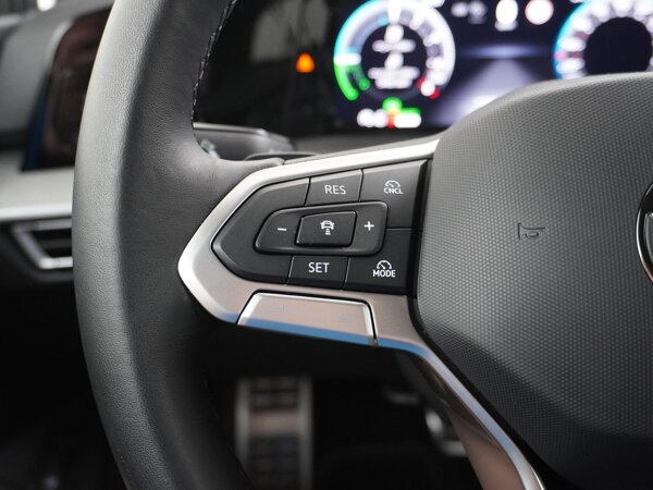 cruise control adaptief met Stop&Go en stuurhulp