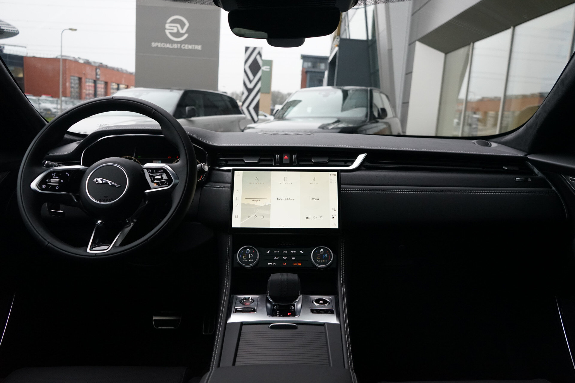 Jaguar F-PACE P400e PHEV R-Dynamic HSE 90th Ann. Edition | Occasion Lease vanaf € 1.274,00 p/m - Afbeelding 4