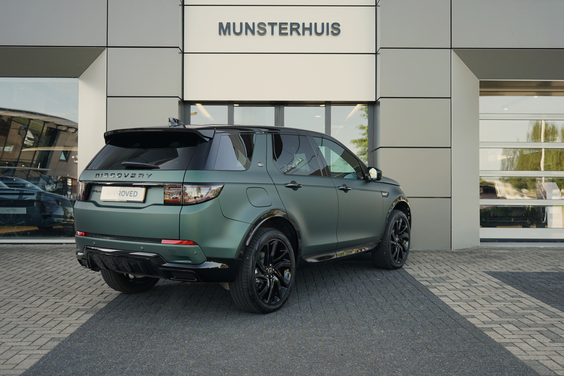 Land Rover Discovery Sport P270e PHEV Dynamic SE | Occasion Lease vanaf € 984 p/m - Afbeelding 2