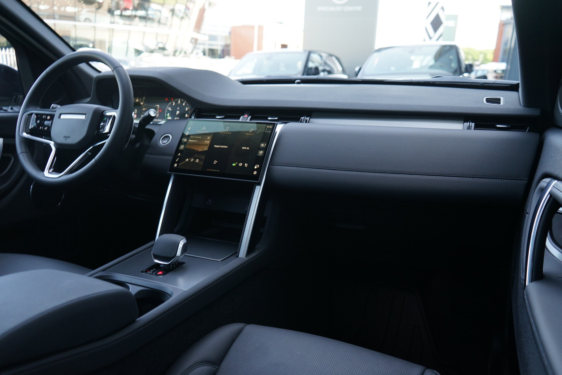 Land Rover Discovery Sport P270e PHEV Dynamic SE | Occasion Lease vanaf € 984 p/m - Afbeelding 3