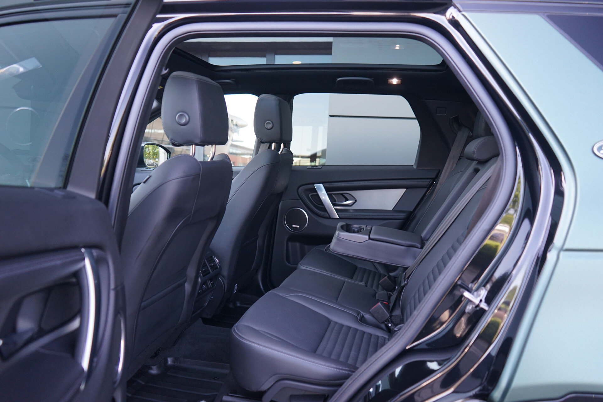 Land Rover Discovery Sport P270e PHEV Dynamic SE | Occasion Lease vanaf € 984 p/m - Afbeelding 5