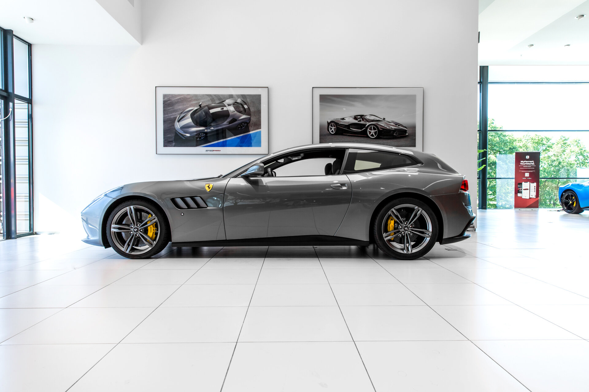 Ferrari GTC4Lusso V12 ~Ferrari Munsterhuis~