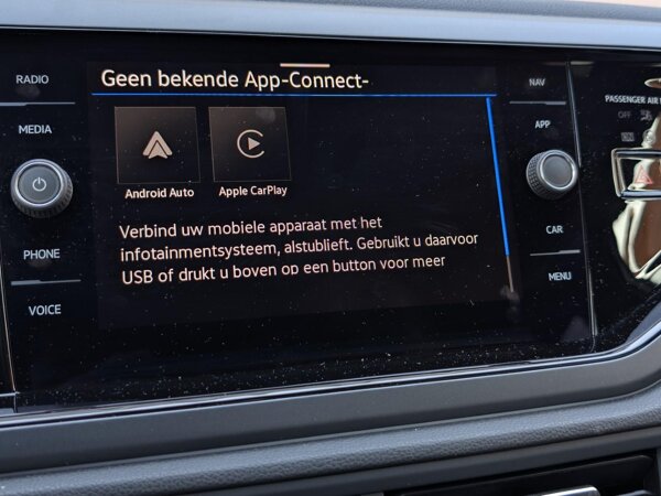 Apple Carplay/Android Auto