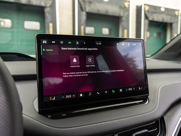 Apple Carplay/Android Auto