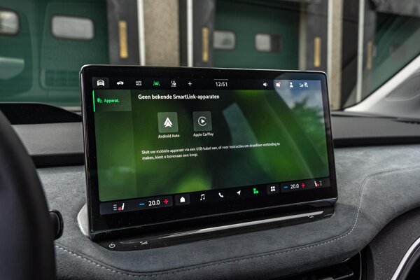 Apple Carplay/Android Auto