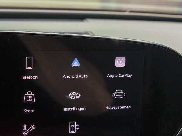 Apple Carplay/Android Auto
